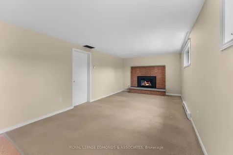 19 Algonquin Street Petawawa ON K8H 2B1