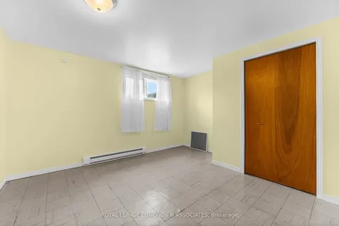19 Algonquin Street Petawawa ON K8H 2B1