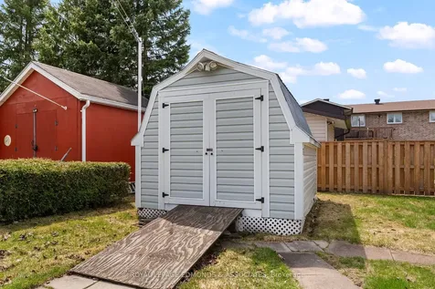 19 Algonquin Street Petawawa ON K8H 2B1