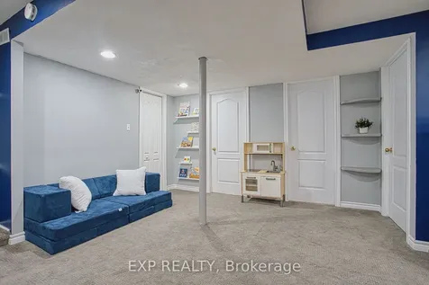 112 Laurendale Avenue Hamilton ON L0R 2H3