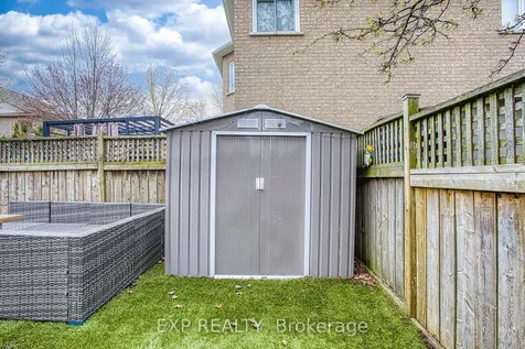 112 Laurendale Avenue Hamilton ON L0R 2H3