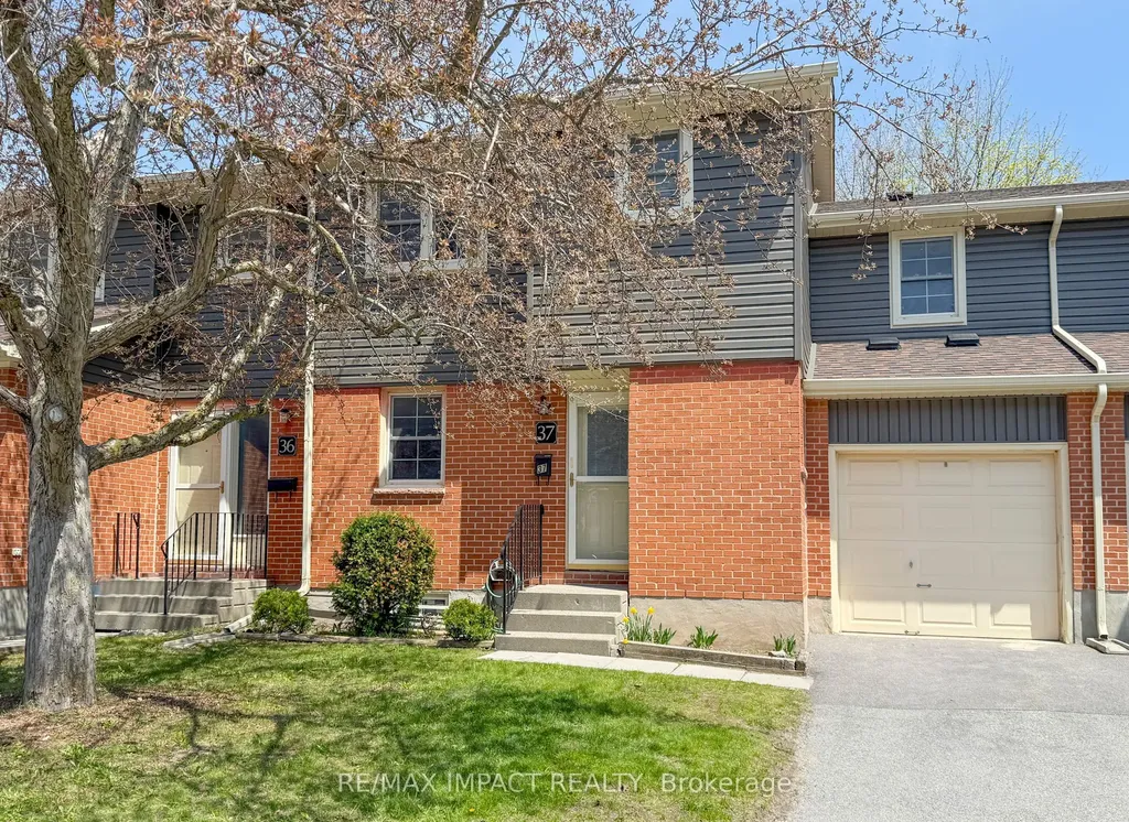 19 Macpherson Avenue Kingston ON K7M 6W4