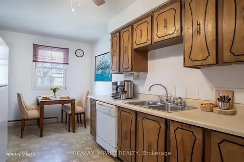 19 Macpherson Avenue Kingston ON K7M 6W4