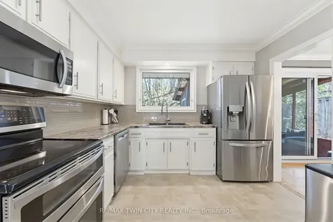 Avenue Cambridge ON N1S 2E5