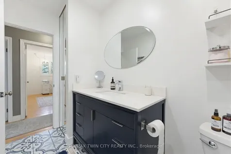Avenue Cambridge ON N1S 2E5