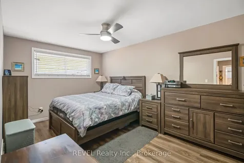 9 Fitzroy Lane St. Catharines ON L2M 6N6