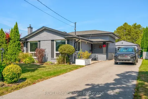 9 Fitzroy Lane St. Catharines ON L2M 6N6