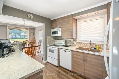 9 Fitzroy Lane St. Catharines ON L2M 6N6