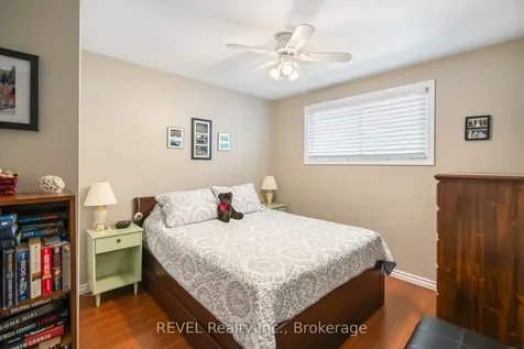 9 Fitzroy Lane St. Catharines ON L2M 6N6