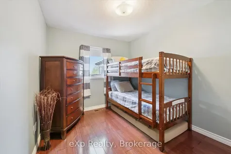 4 Peartree Crescent Guelph ON N1H 8K6