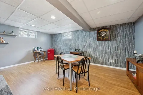 4 Peartree Crescent Guelph ON N1H 8K6