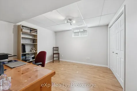 4 Peartree Crescent Guelph ON N1H 8K6