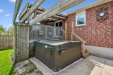 4 Peartree Crescent Guelph ON N1H 8K6
