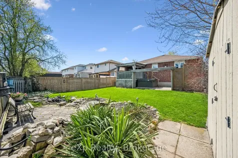 4 Peartree Crescent Guelph ON N1H 8K6