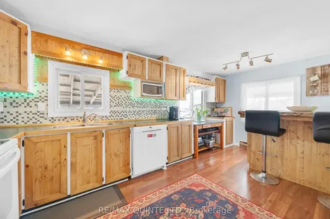 311 Dundas Street Quinte West ON K8V 1M1