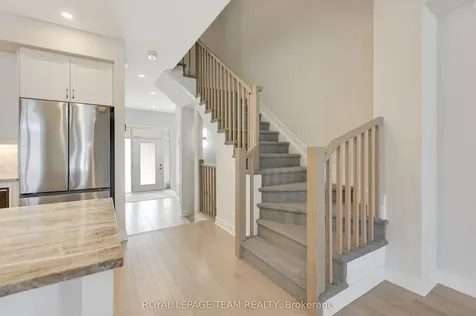 506 Cobra Crescent Kanata ON K2V 0T6