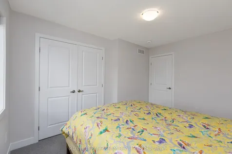 506 Cobra Crescent Kanata ON K2V 0T6