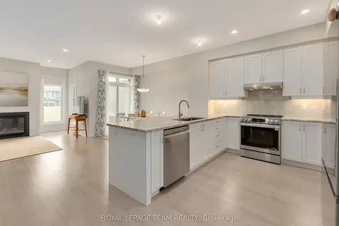 506 Cobra Crescent Kanata ON K2V 0T6