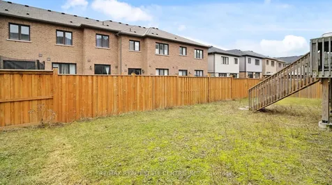 80 Scarletwood Street Hamilton ON L8J 1X5