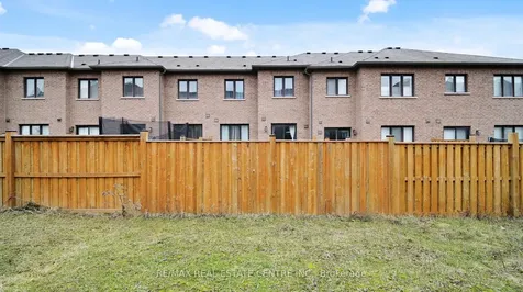 80 Scarletwood Street Hamilton ON L8J 1X5