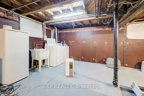 502 Britannia Avenue Hamilton ON L8H 1Z6
