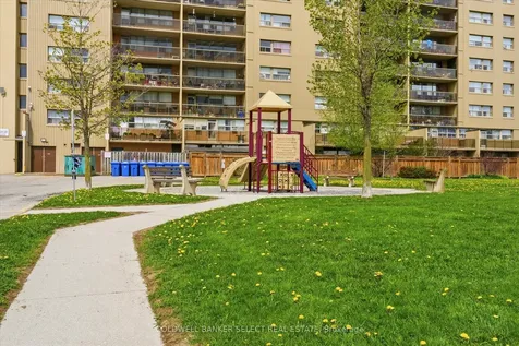 15 Albright Road Hamilton ON L8K 5J2
