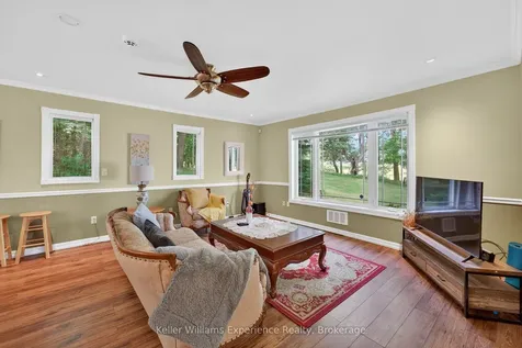 1236 Golden Beach Road Bracebridge ON P1L 1W8