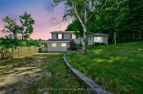 1236 Golden Beach Road Bracebridge ON P1L 1W8