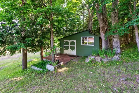 1236 Golden Beach Road Bracebridge ON P1L 1W8