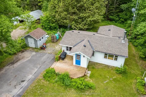 1136 Springdale Shores Private Bracebridge ON P1L 1W9