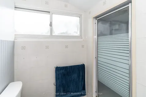 1136 Springdale Shores Private Bracebridge ON P1L 1W9