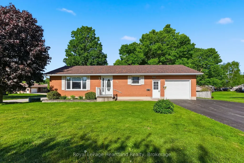 476 Carling Terrace North Huron ON N0G 2W0