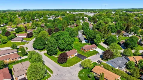 476 Carling Terrace North Huron ON N0G 2W0