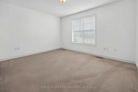 17 Sarah Crescent West Lincoln ON L0R 2A0