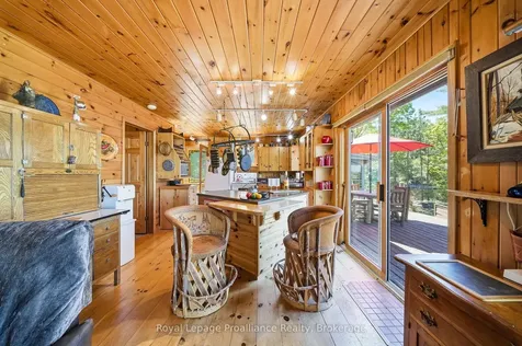 890 Mazinaw Lake N/a Addington Highlands ON K0H 1K0