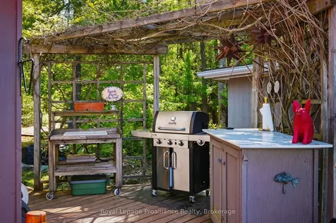 890 Mazinaw Lake N/a Addington Highlands ON K0H 1K0