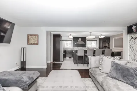 301 Highland Avenue Fort Erie ON L2A 2Y1