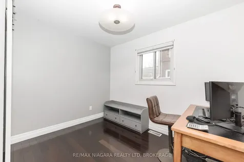 301 Highland Avenue Fort Erie ON L2A 2Y1