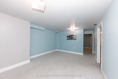 301 Highland Avenue Fort Erie ON L2A 2Y1