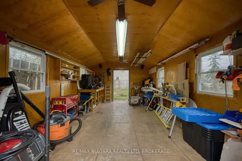 301 Highland Avenue Fort Erie ON L2A 2Y1