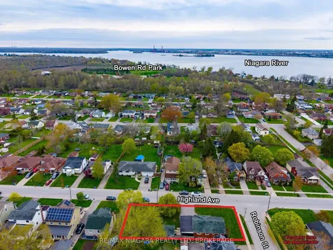 301 Highland Avenue Fort Erie ON L2A 2Y1