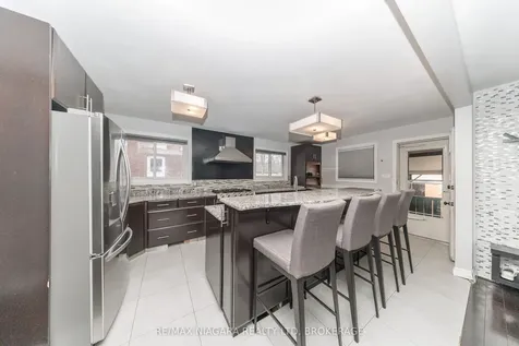 301 Highland Avenue Fort Erie ON L2A 2Y1