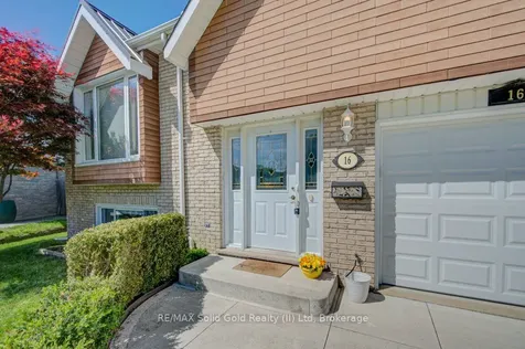 16 Sugar Maple Place Kitchener ON N2N 1Y3
