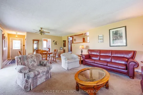 41 Ferndale Avenue St. Catharines ON L2P 1V9