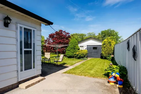 41 Ferndale Avenue St. Catharines ON L2P 1V9