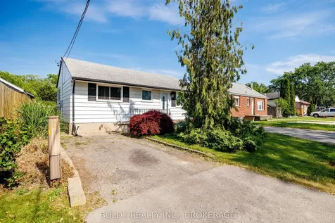 41 Ferndale Avenue St. Catharines ON L2P 1V9