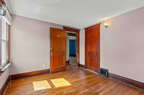 6393 High Street Niagara Falls ON L2G 1M9