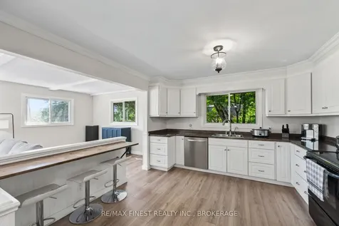3327 Loughborough Drive Kingston ON K0H 1S0