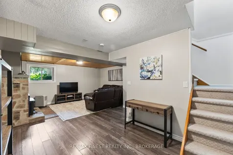3327 Loughborough Drive Kingston ON K0H 1S0