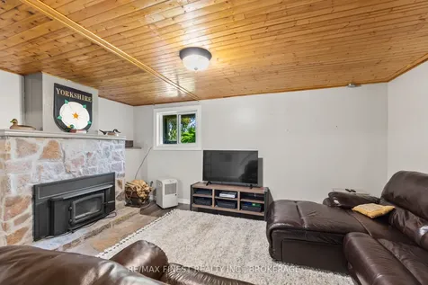 3327 Loughborough Drive Kingston ON K0H 1S0